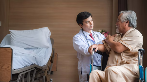 Common Reasons for Senior Readmissions and How to Avoid Them